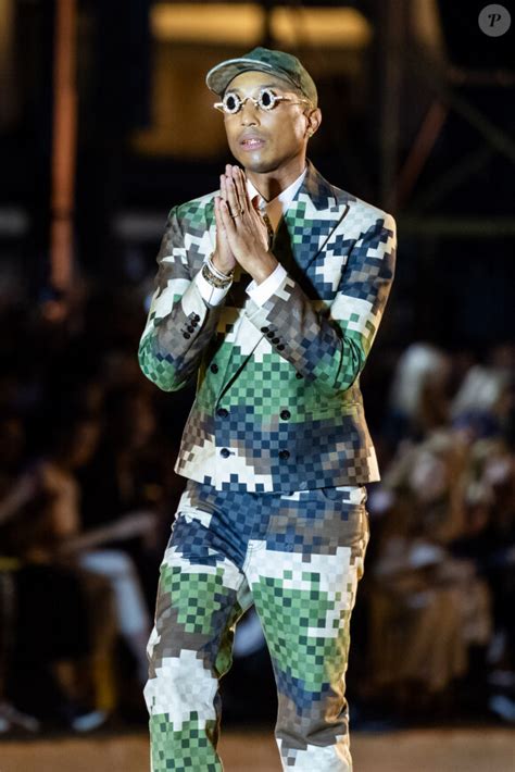 défilé louis vuitton juin 2023|Fashion Week masculine : Pharrell Williams embrase .